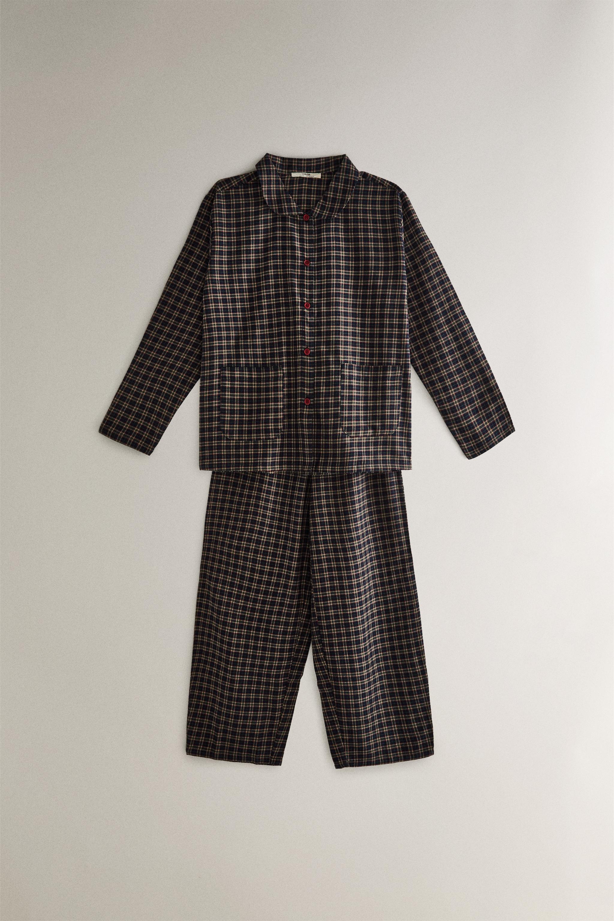 CHECK FLANNEL CHRISTMAS PAJAMA SET (SET OF 2